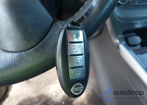 2017 Nissan Sentra Sr z USA, uszkodzony, nr VIN 3N1AB7AP4HY281498